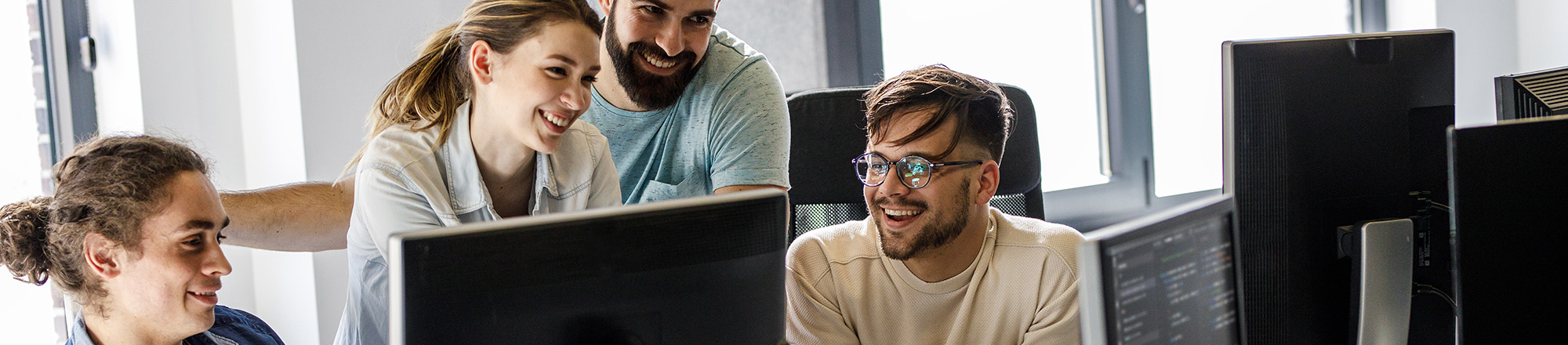 colleagues collaborating